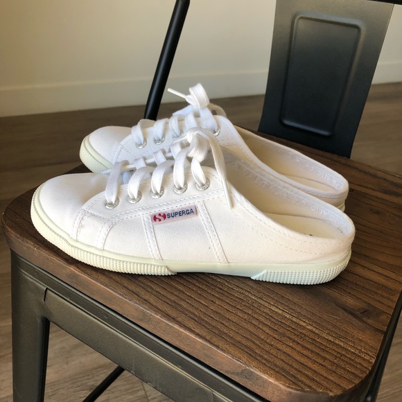 superga 2402 cotw